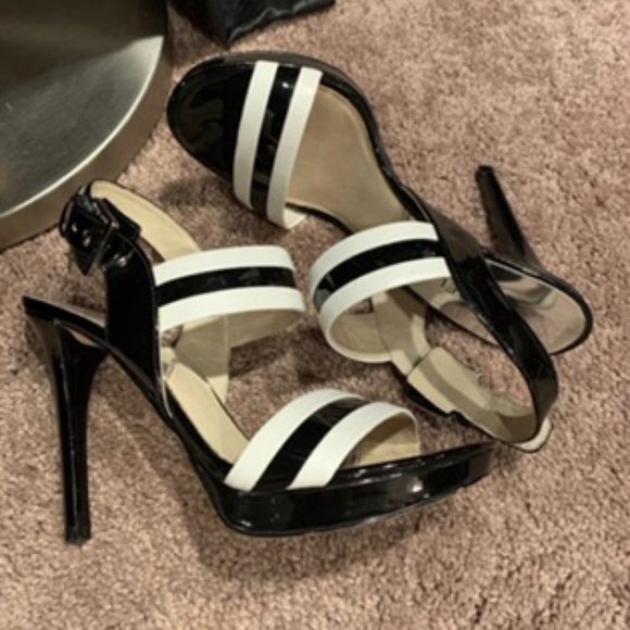 mk heels
